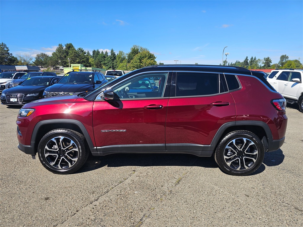 2022 Jeep Compass Limited photo 4