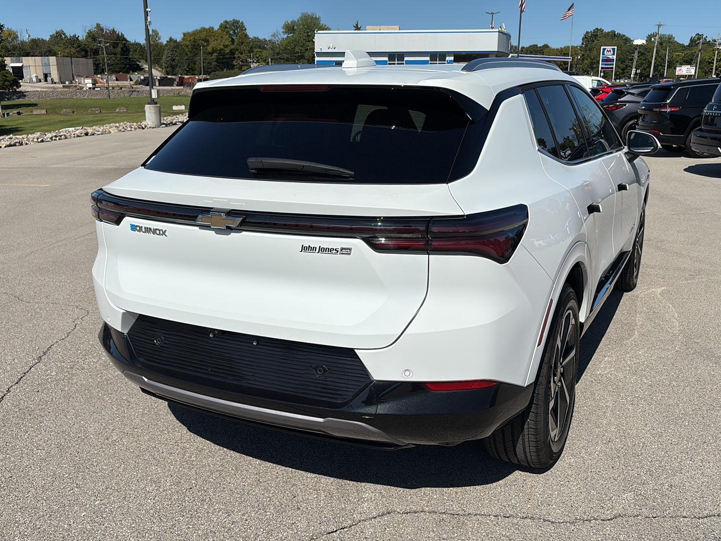 2024 Chevrolet Equinox EV 1LT photo 15