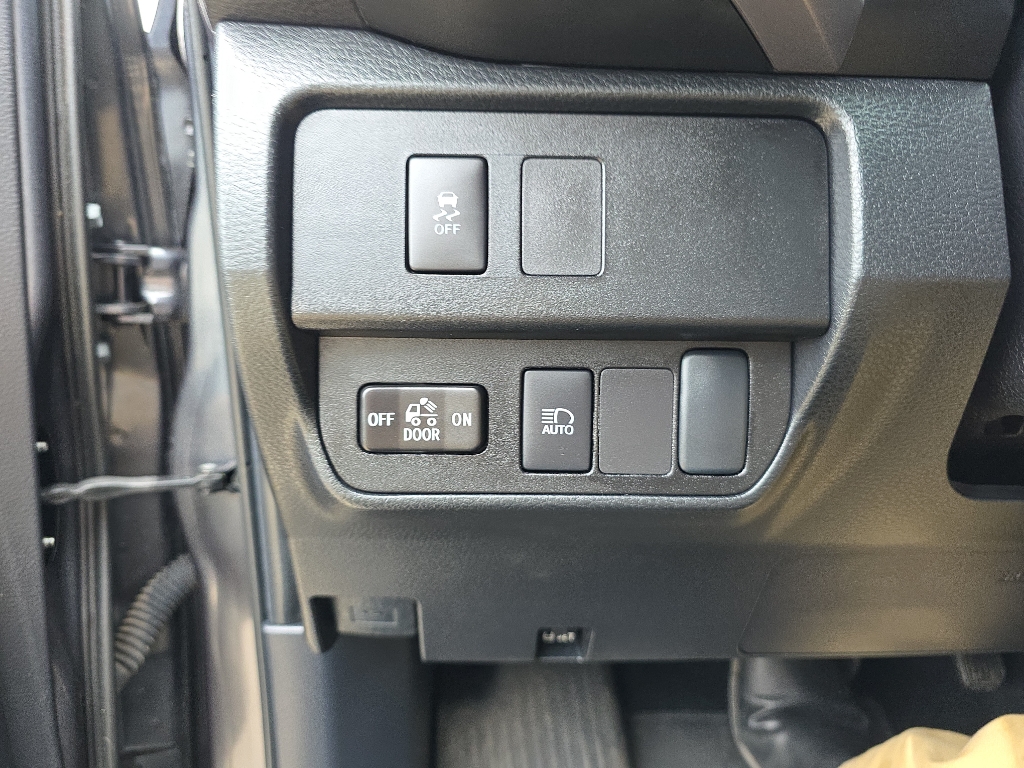 2022 Toyota Tacoma SR5 photo 29