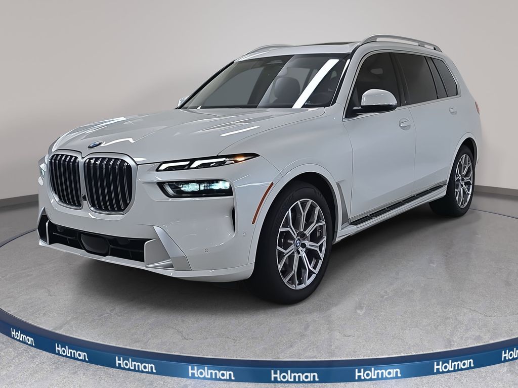 2024 BMW X7 40i's photo