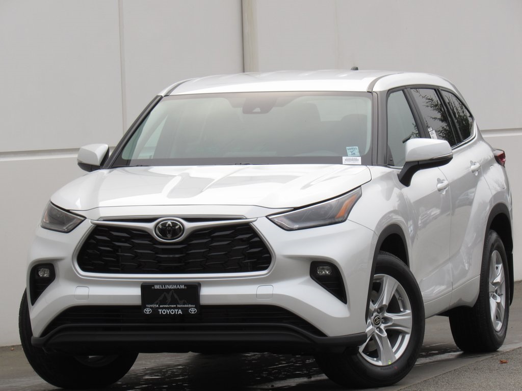 New 2023 Toyota Highlander LE LEL4T AWD in Bellingham T31025 Toyota
