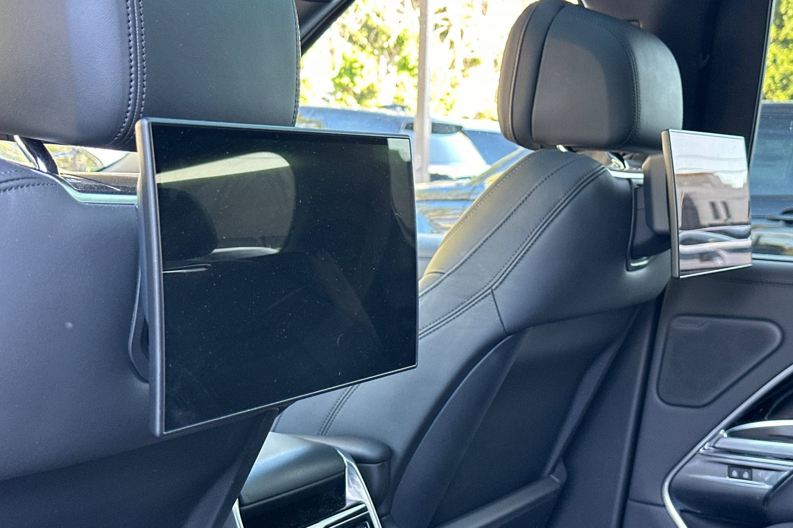 2023 Land Rover Range Rover Autobiography photo 28