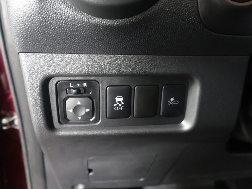 2024 Mitsubishi Mirage G4 LE photo 28