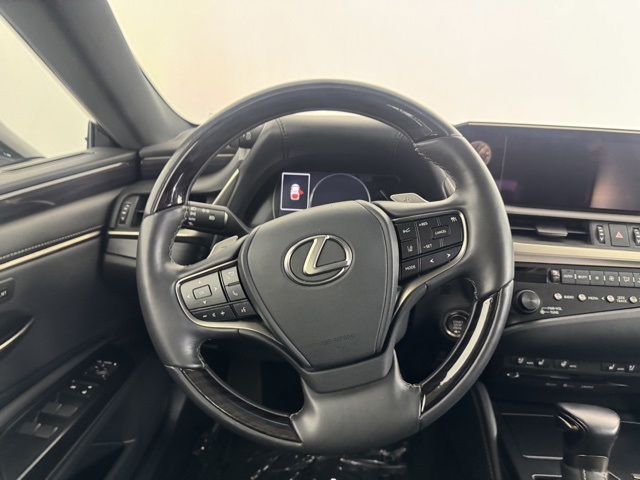 2020 Lexus ES 350 Premium photo 22
