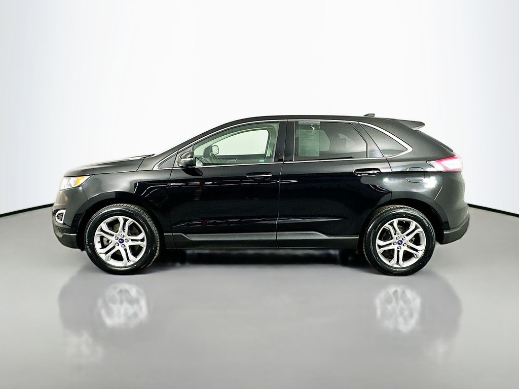 2016 Ford Edge Titanium photo 4