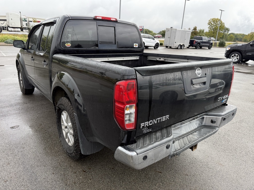2017 Nissan Frontier SV photo 5