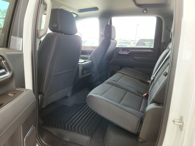 2025 Chevrolet Silverado 2500HD LT photo 6