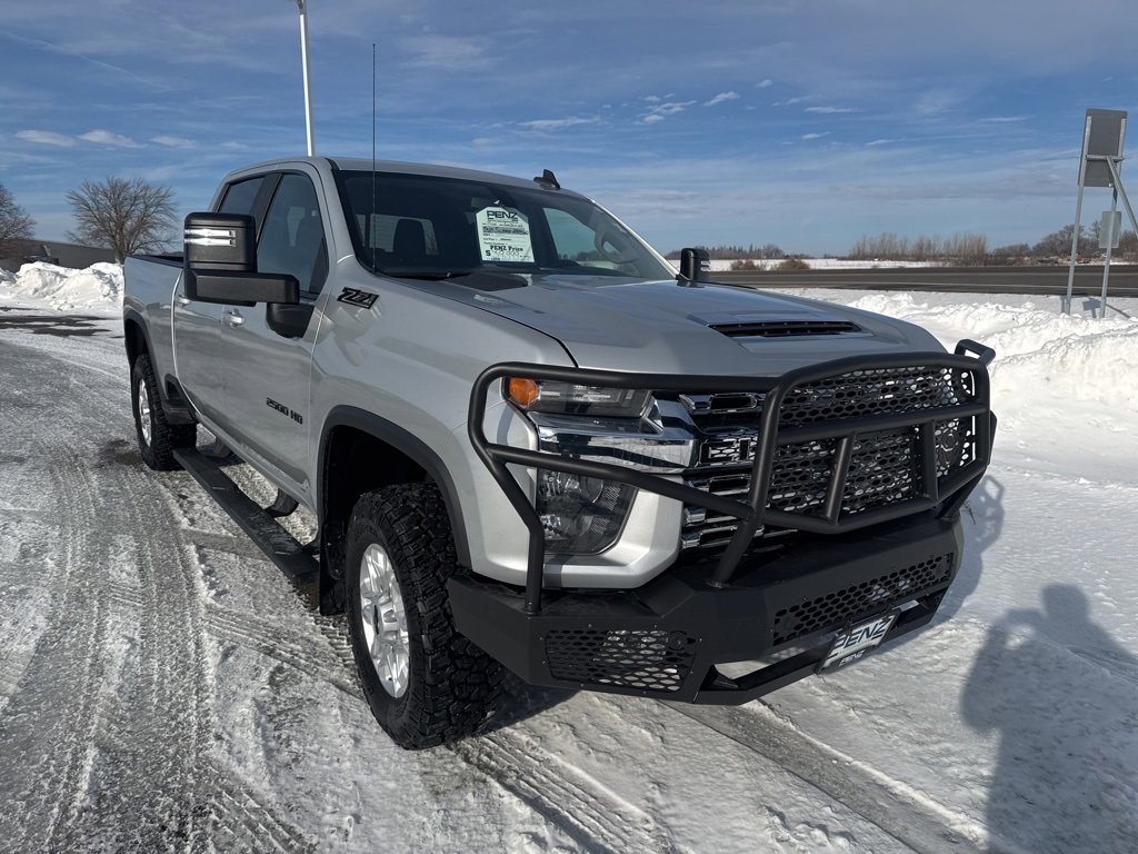 Used 2020 Chevrolet Silverado 2500HD LT with VIN 1GC4YNE70LF144095 for sale in Rochester, Minnesota
