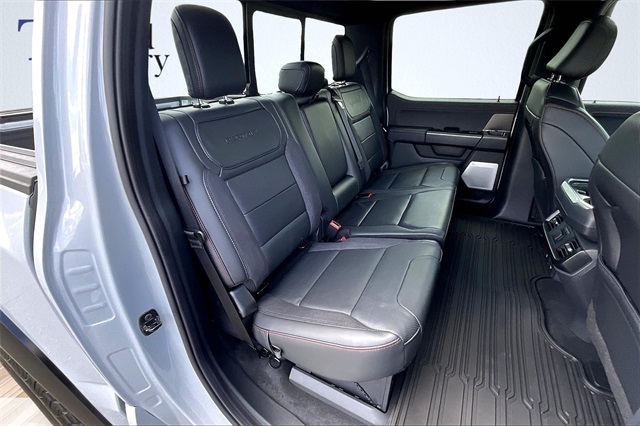 2025 Ford F-150 Raptor photo 28