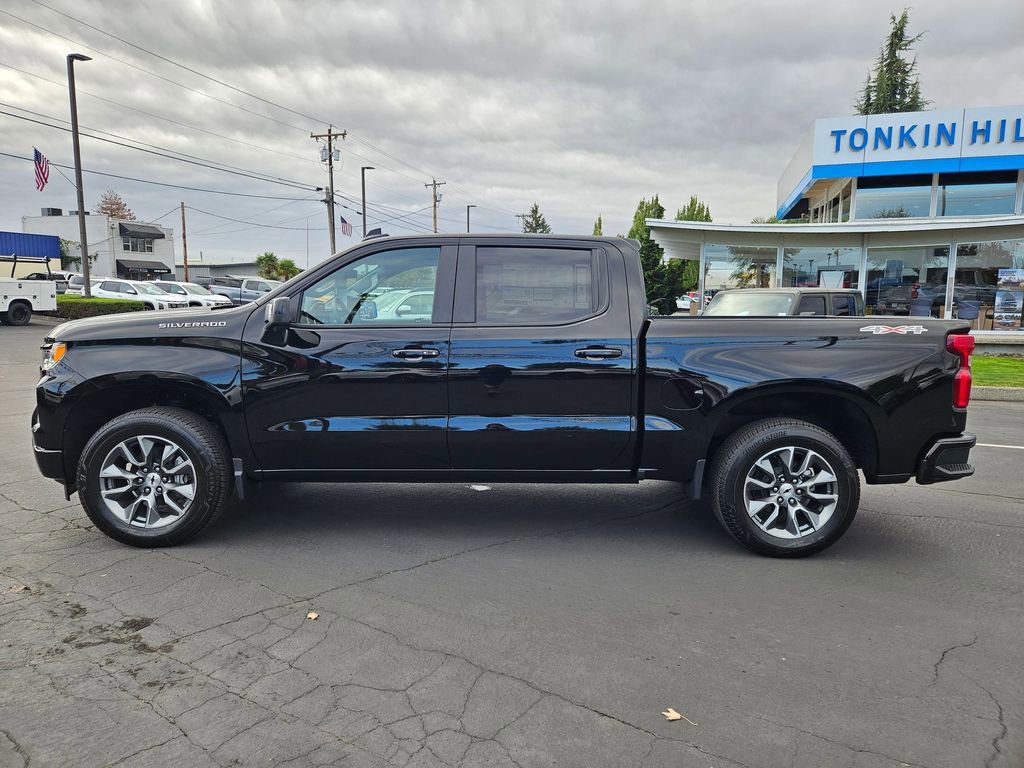 2026 Chevrolet Silverado 1500 RST photo 2