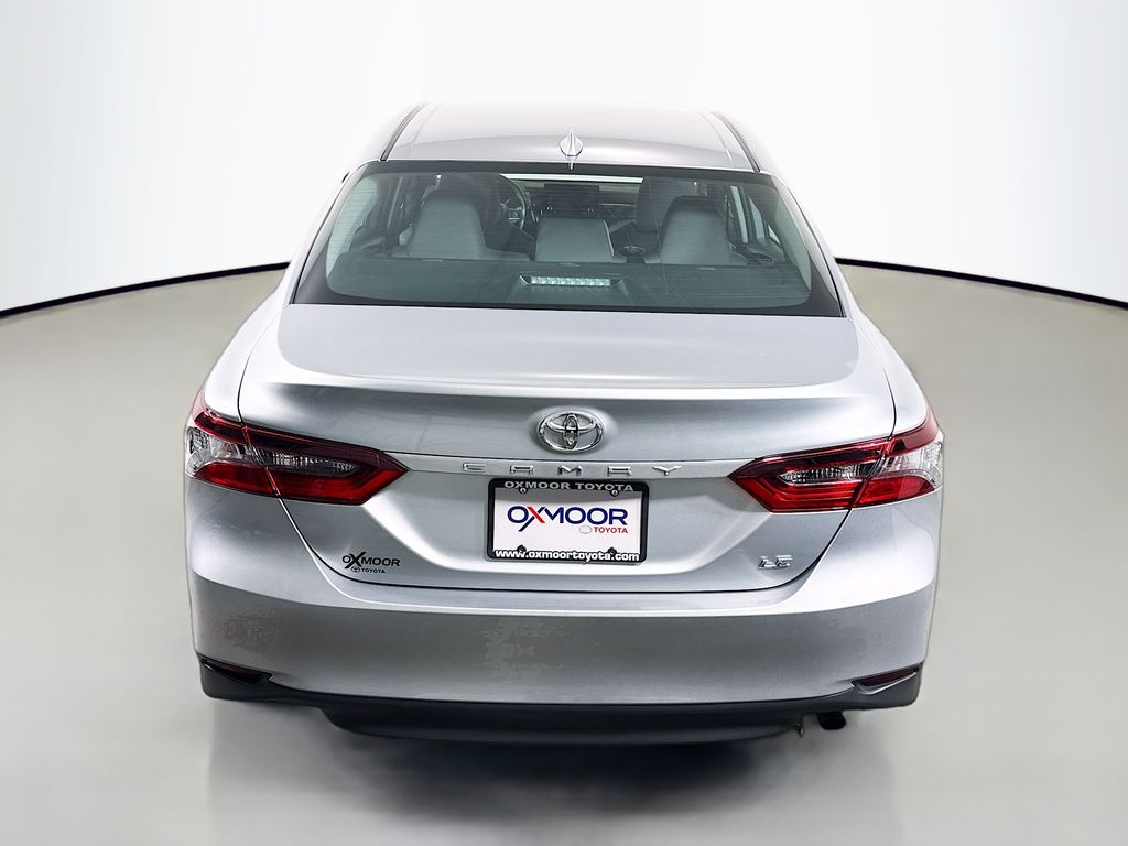 2023 Toyota Camry LE photo 4