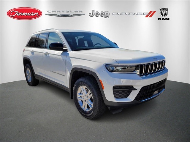 2025 Jeep Grand Cherokee Laredo's photo