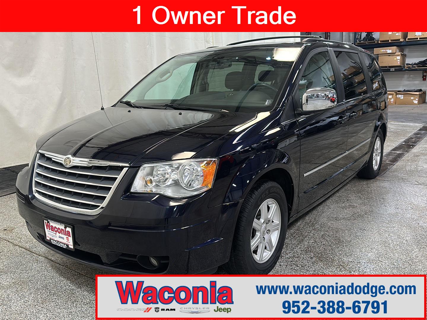 2010 Chrysler Town & Country Touring Plus