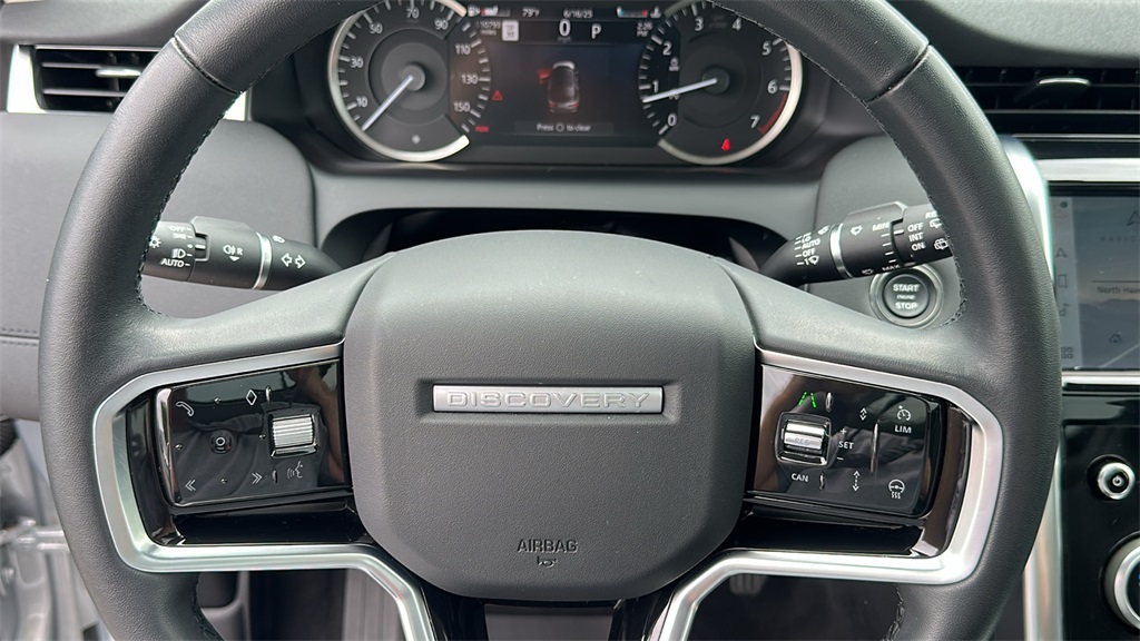 2023 Land Rover Discovery Sport SE photo 13