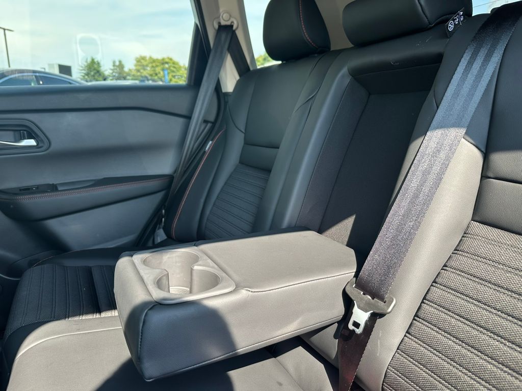 2026 Nissan Rogue SV photo 22