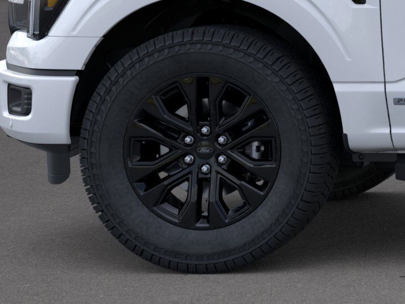 2025 Ford F-150 Lariat photo 17