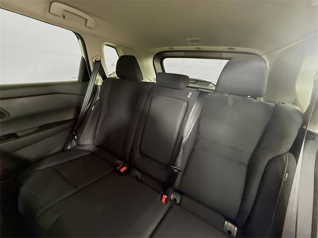 2025 Nissan Rogue S photo 6