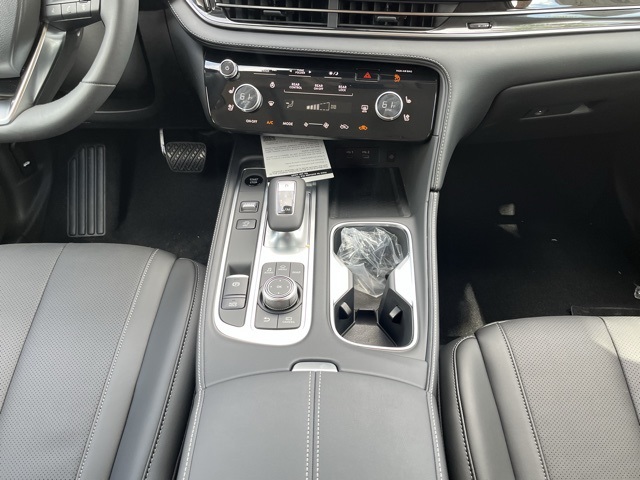 2026 Infiniti QX60 Luxe photo 18