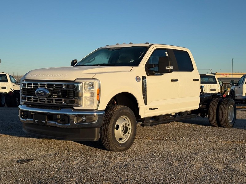 2026 Ford F-350 Base's photo