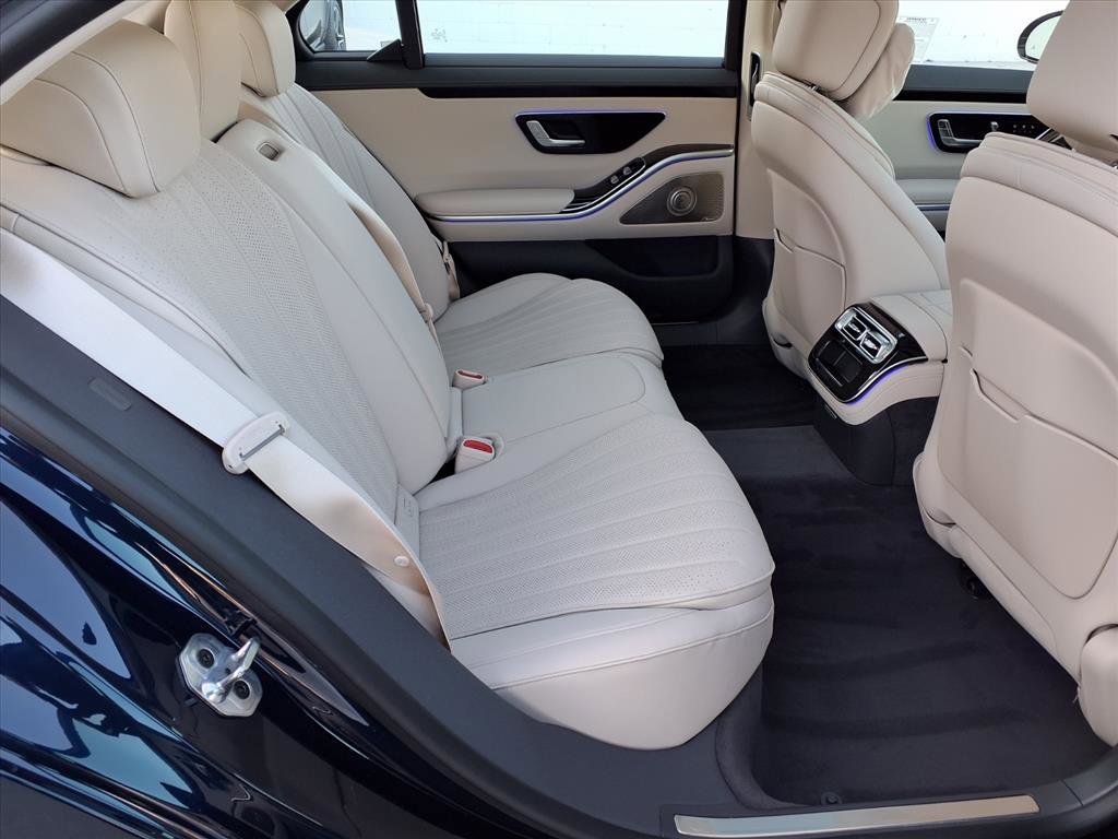 2026 Mercedes Benz S 500 4MATIC photo 18