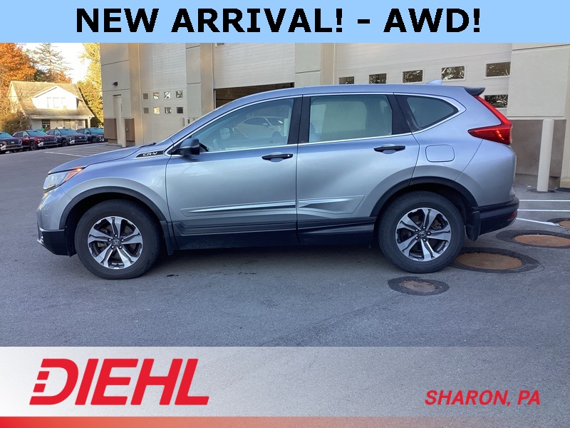 2017 Honda CR-V LX photo 4