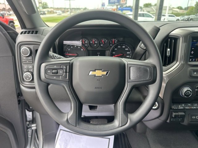 2025 Chevrolet Silverado 2500HD Custom photo 19