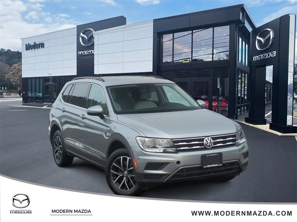 2021 Volkswagen Tiguan SE's photo