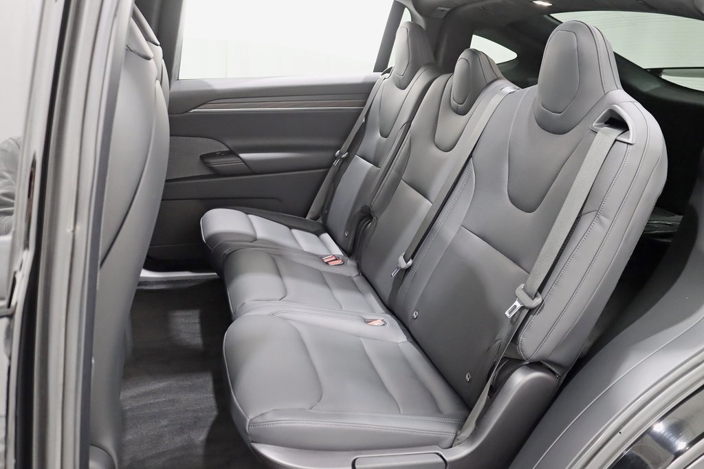 2023 Tesla Model X photo 25
