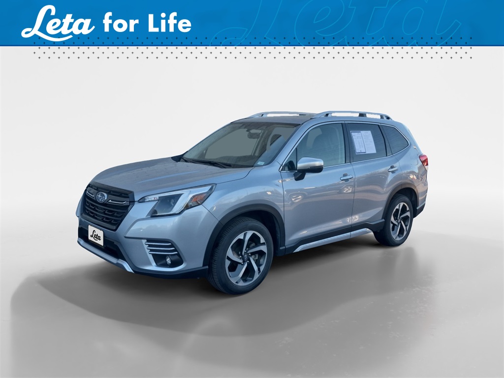2023 Subaru Forester Touring's photo