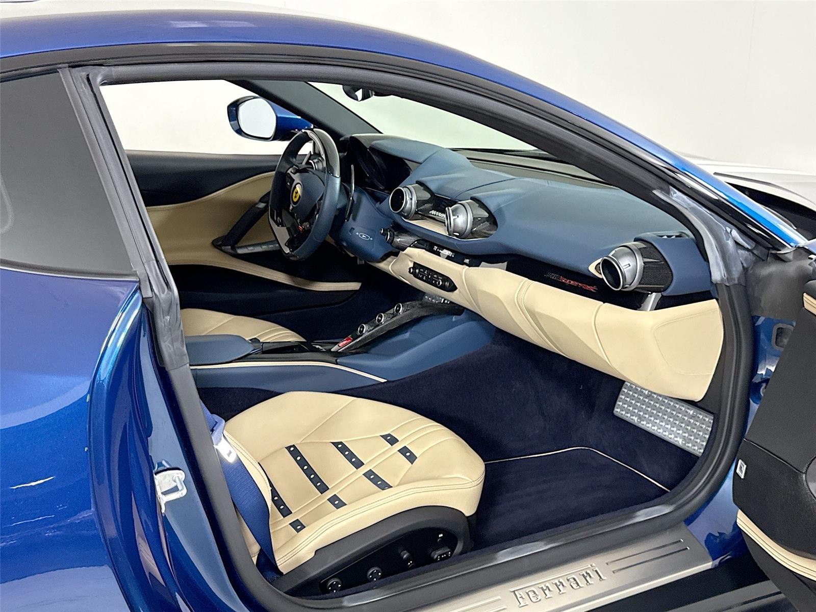 2020 Ferrari 812 Superfast photo 27