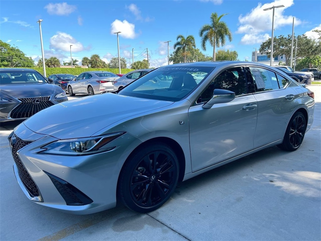 2023 Lexus ES 350 F SPORT photo 3