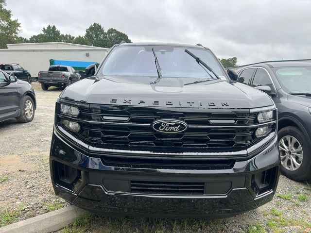 2025 Ford Expedition Platinum photo 4