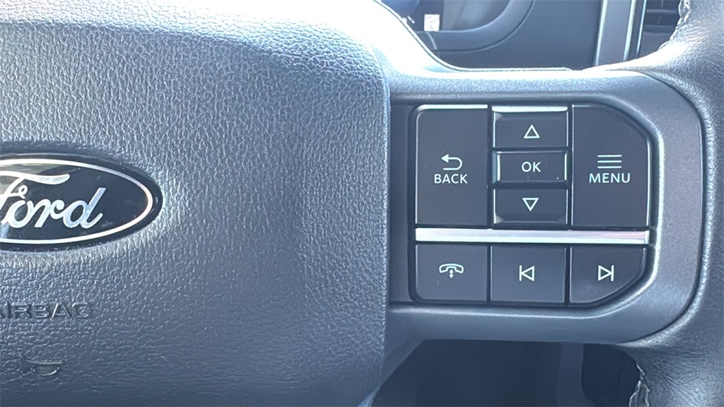 2025 Ford F-150 XLT photo 14