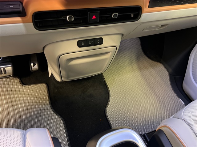 2025 Volkswagen ID. Buzz photo 17