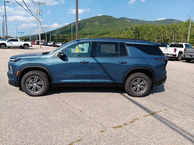 2026 Chevrolet Traverse photo 4