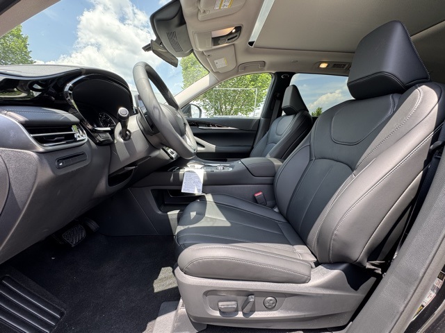 2025 Infiniti QX60 Pure photo 18