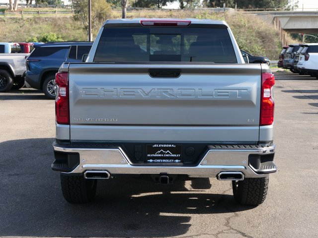 2026 Chevrolet Silverado 1500 LT photo 4