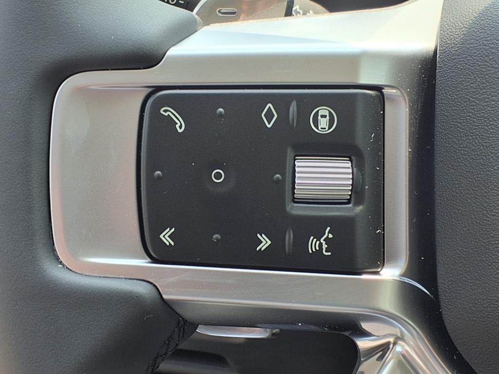 2025 Land Rover Discovery SE photo 12