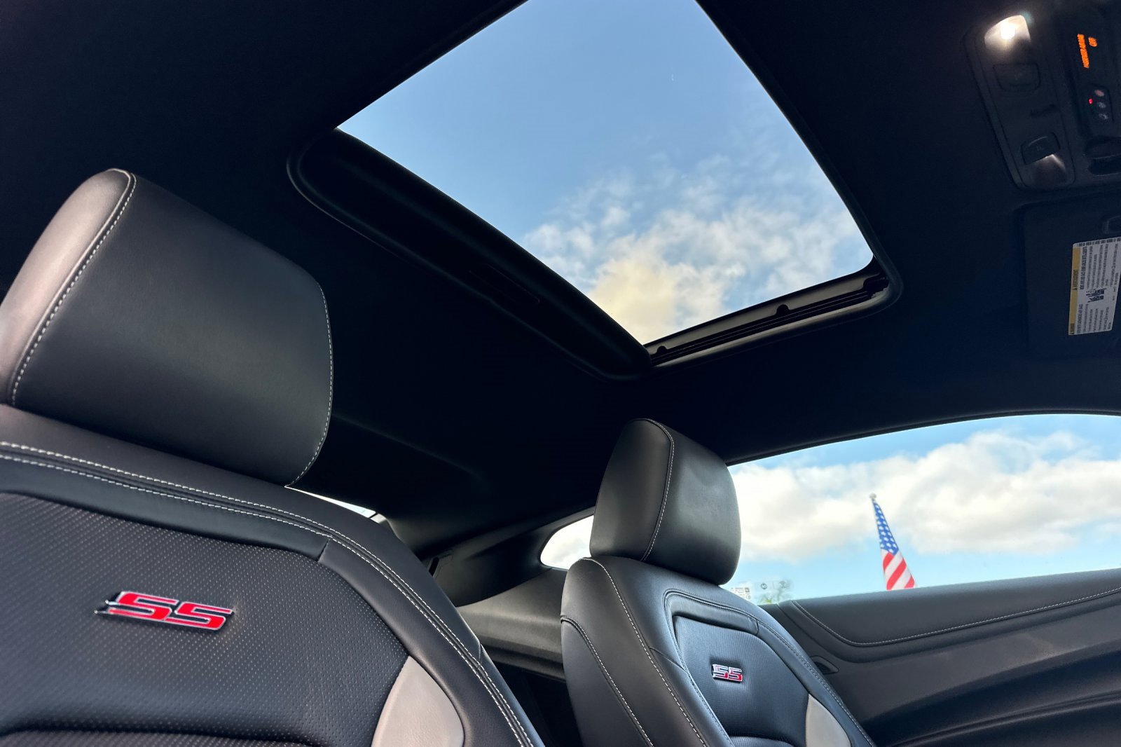 2020 Chevrolet Camaro 2SS photo 19