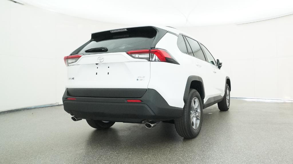 2025 Toyota RAV4 Hybrid XLE photo 19