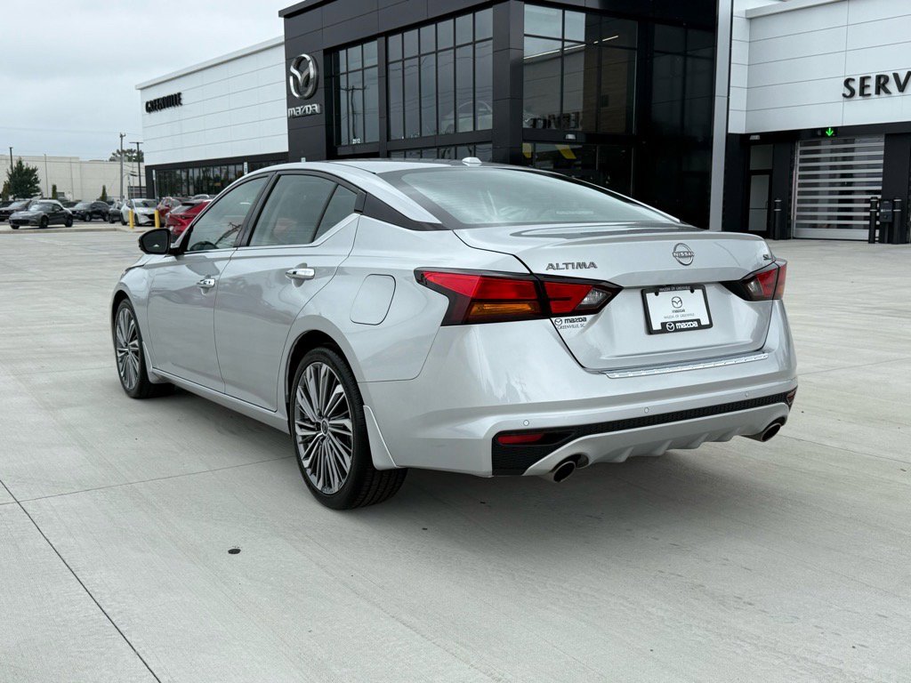 2023 Nissan Altima 2.5 SL photo 7