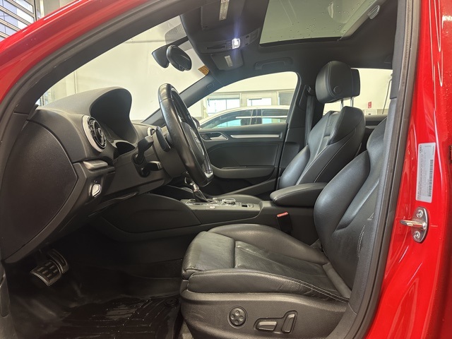 2015 Audi S3 Premium Plus photo 9