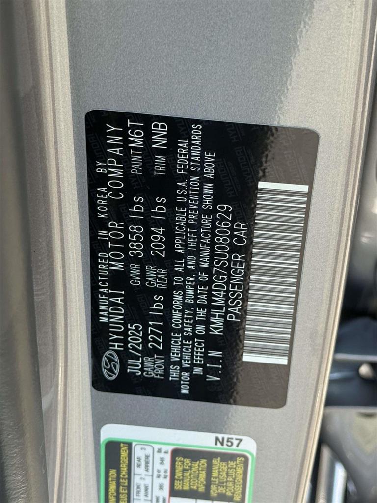 2025 Hyundai Elantra SEL Sport photo 28