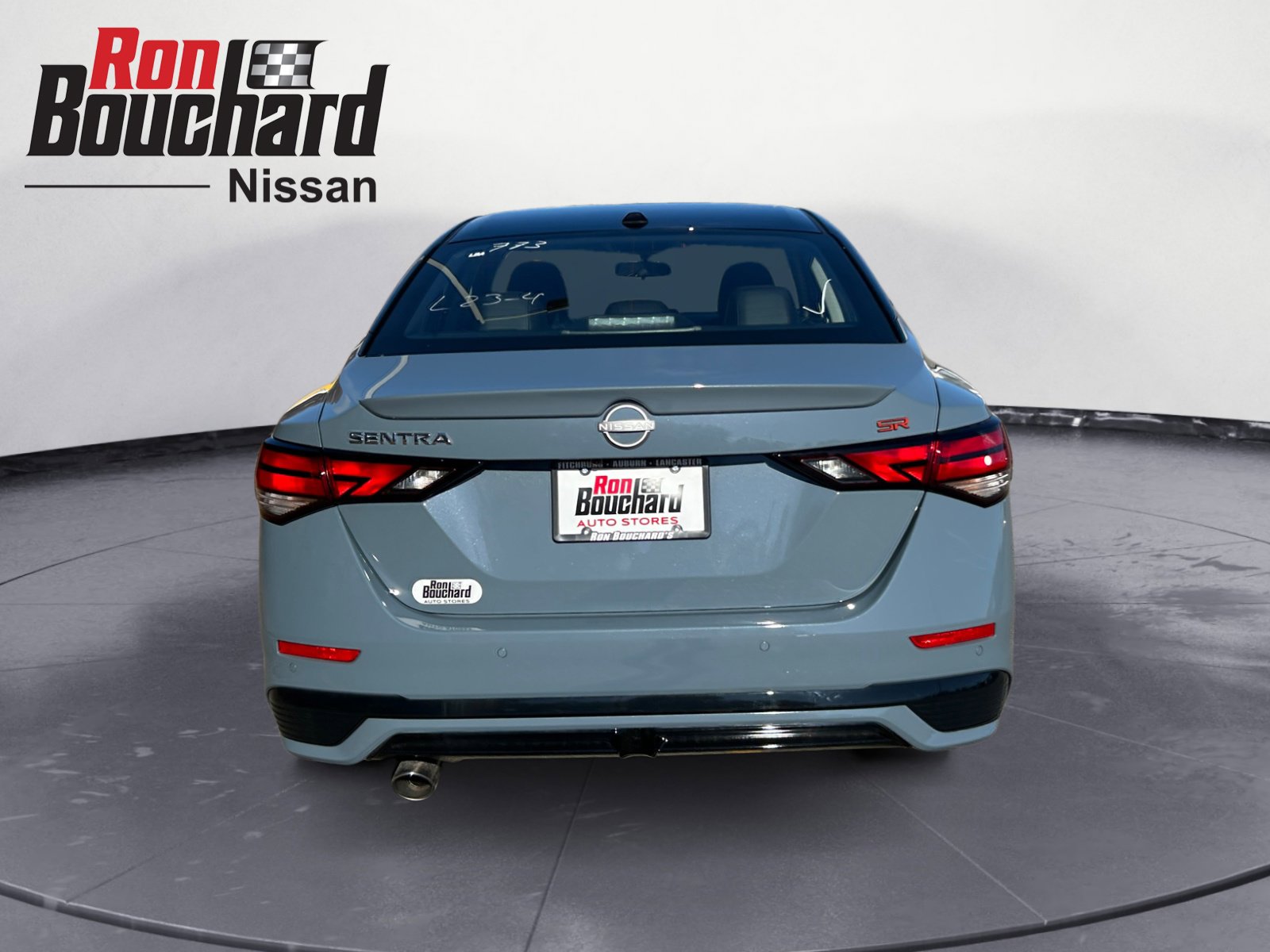 2025 Nissan Sentra SR photo 3