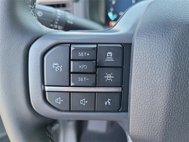 2025 Ford F-150 XLT photo 5
