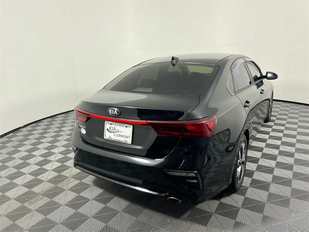 2019 Kia Forte LXS photo 3