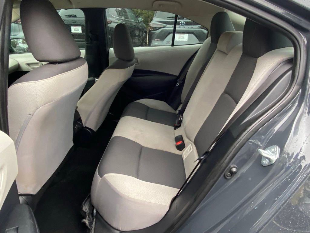 2025 Toyota Corolla LE photo 6