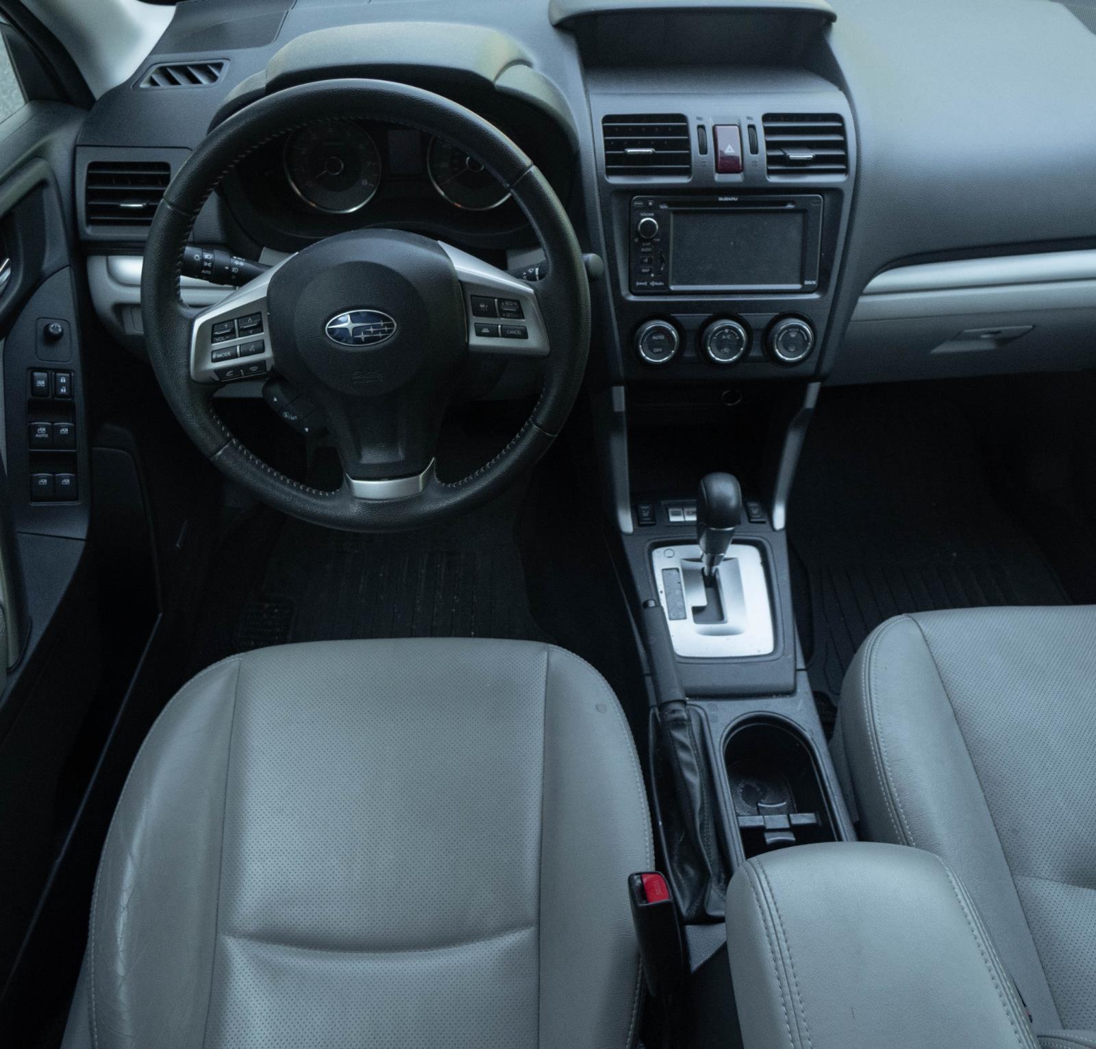 2015 Subaru Forester 2.5i Limited photo 9