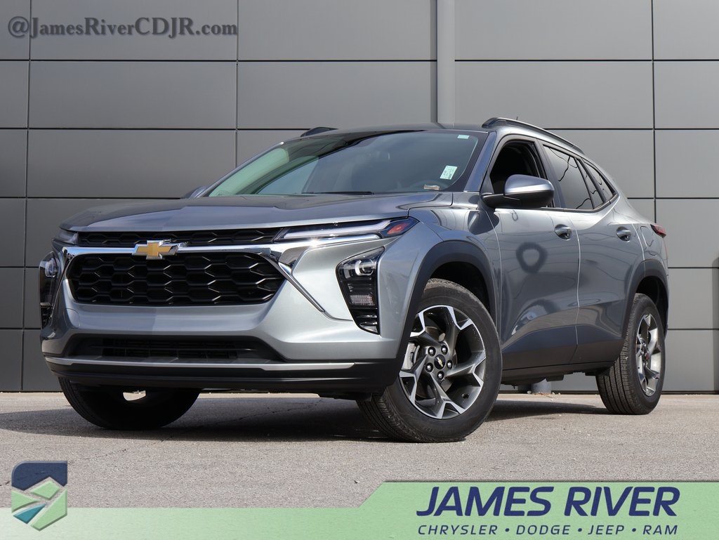 2024 Chevrolet Trax LT's photo