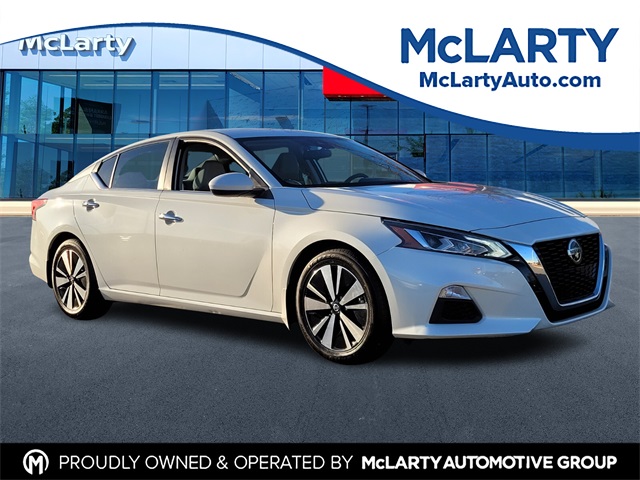 2022 Nissan Altima SV